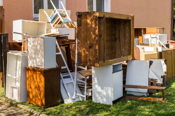 Best Garage Cleanout  in Dexter, MI